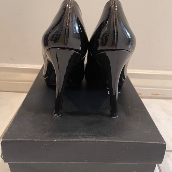 LOCALE Pegabo Black Patent Heels Size 37 - Picture 3 of 5